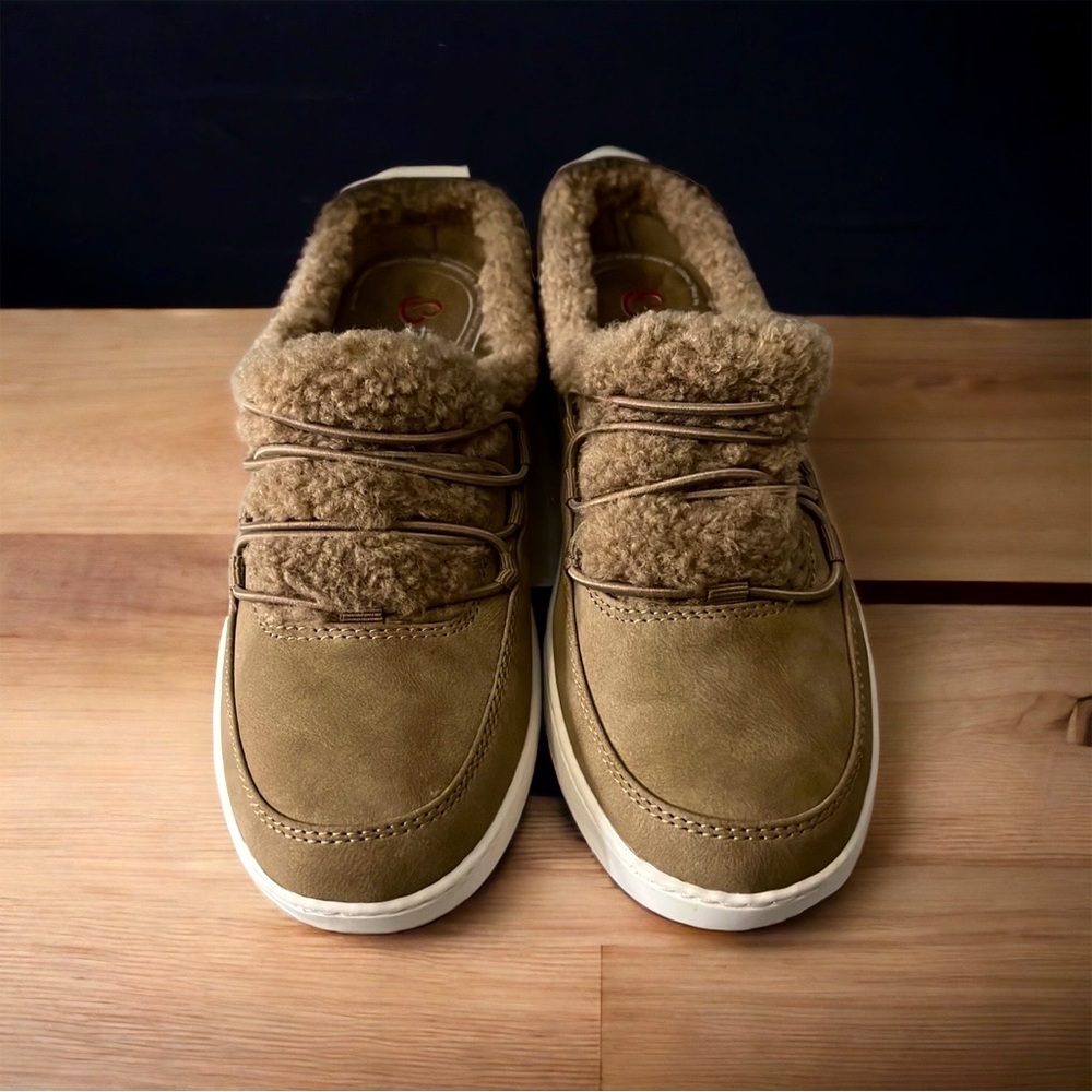 BareTraps Brown Fur SlipOn